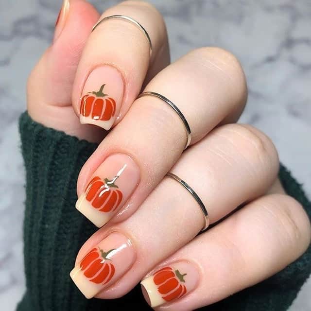 pumpkin thanksgiving nails