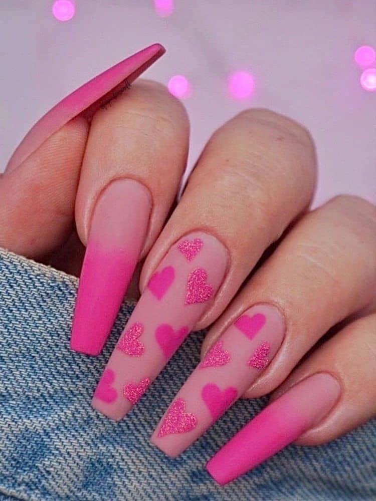 40+ Cute Valentines nails that are trendy af for 2022