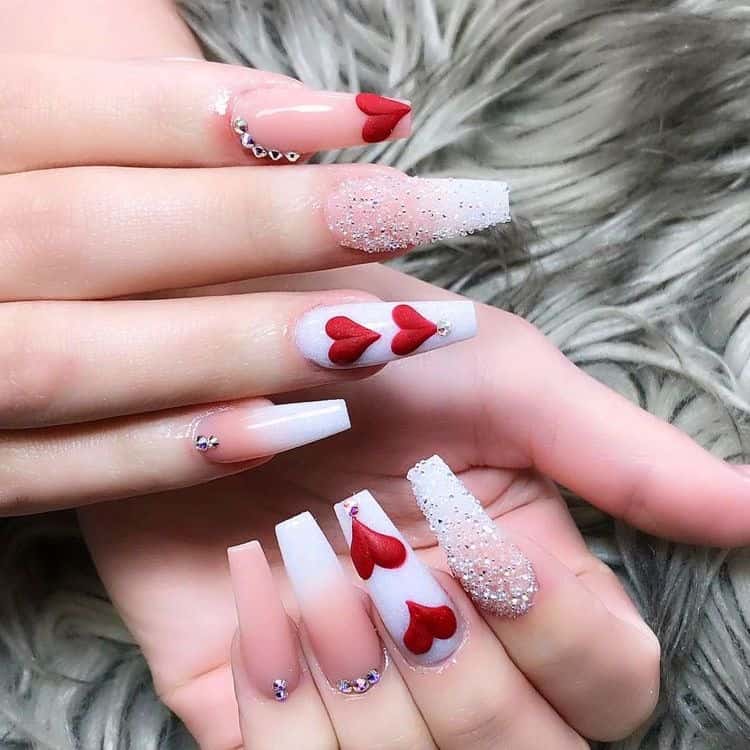 40+ Cute Valentines nails that are trendy af for 2022