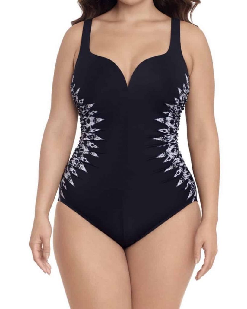 69 Best Swimsuits to Hide Belly Pooch to shock the beach with your hotness